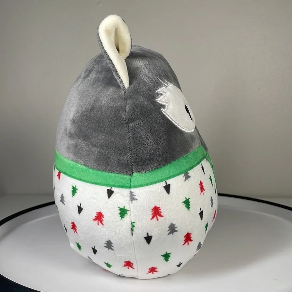 Squishmallows Floxie the Fox in Christmas Pajamas 8” - Picture 2 of 7